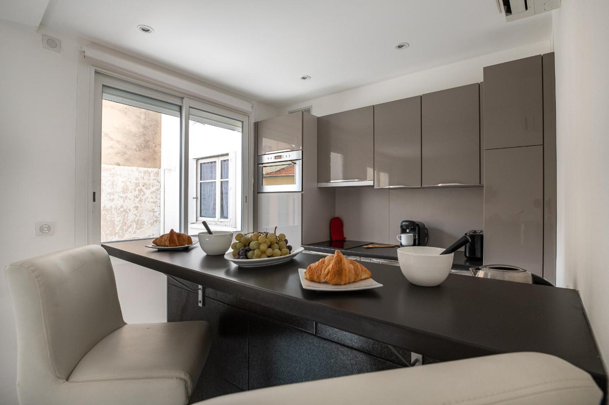 Superbe Studio-centre-ville-plages Et Palais Appartement Cannes